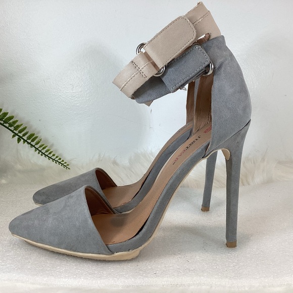JUSTFAB DOUBLE ANKLE STRAP STILETTO POINT TOE HEELS GREY SZ 7.5 - Picture 3 of 10